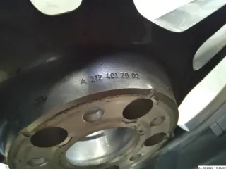 1x Original Alufelge 19 Zoll AMG E-Klasse W212 A2124012802 9,5x19 ET52 - Bild 6