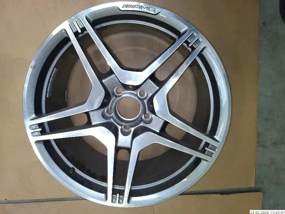 1x Original Alufelge 19 Zoll AMG E-Klasse W212 A2124012802 9,5x19 ET52 - Bild 1