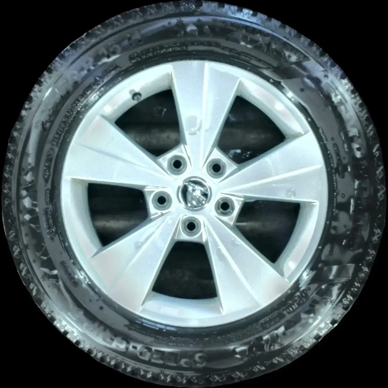 205/60 R16 92H WINTERREIFEN SKODA OCTAVIA NX 16 ZOLL ALU KOMPLETTSATZ 4.21 3.75 - Bild 1